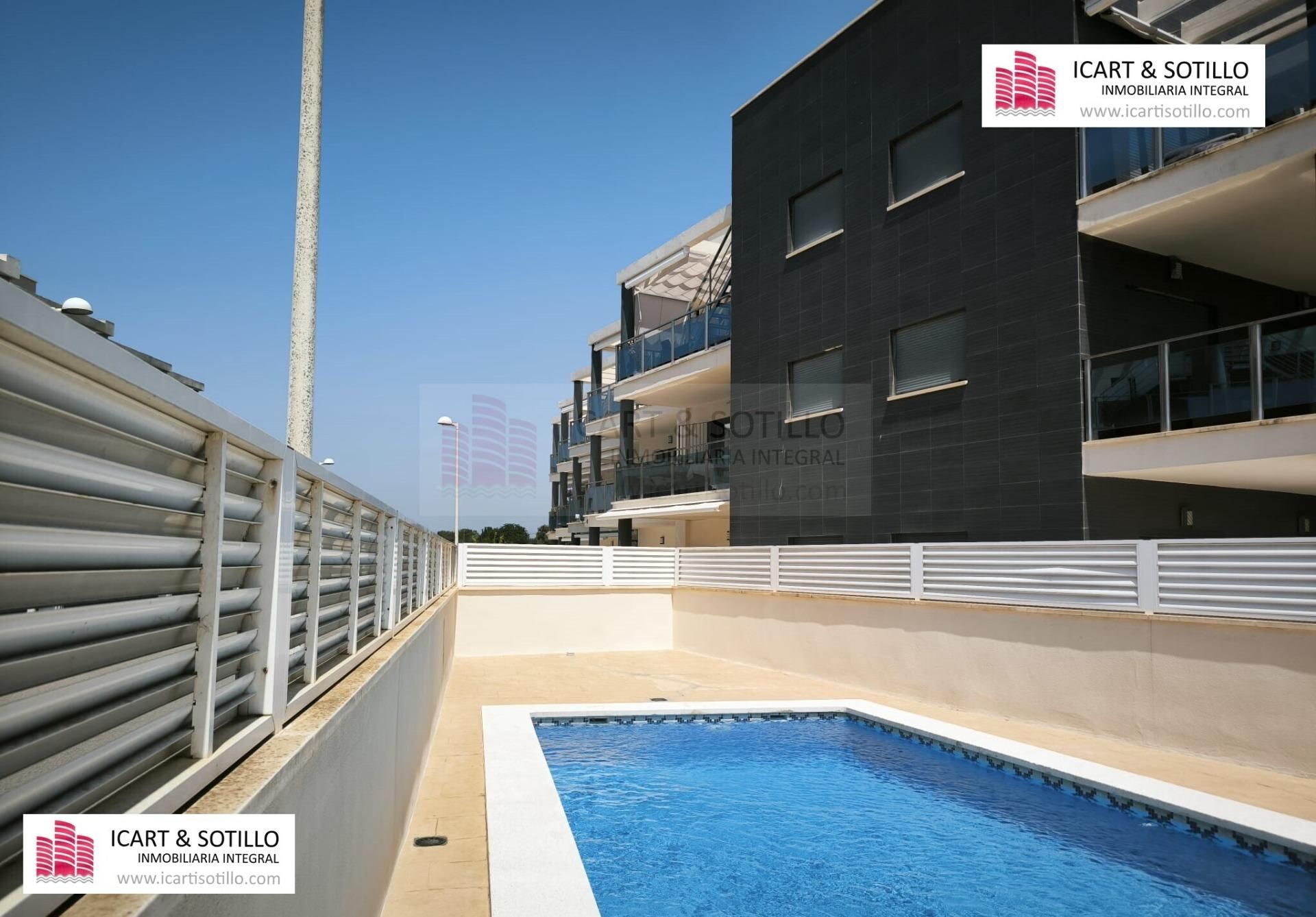 Swimming pool of Flat for sale in Vinaròs  with Air Conditioner, Terrace and Storage room