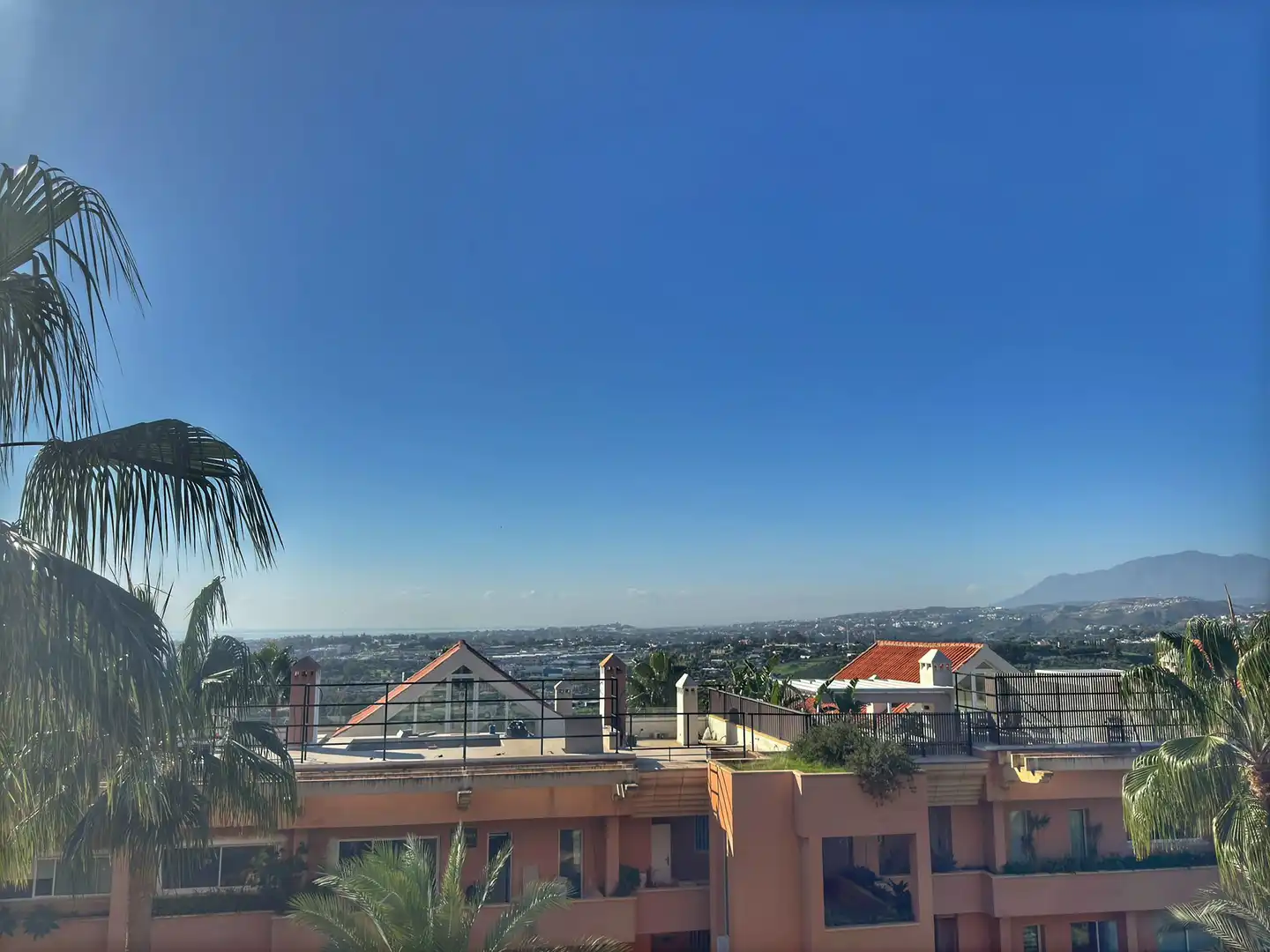 Vista exterior de Apartamento de alquiler en Marbella con Aire acondicionado, Calefacción y Terraza