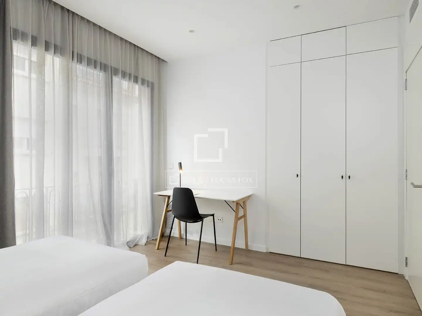Bedroom of Flat for rent in Barcelona  with Air Conditioner, Heating and Parquet flooring