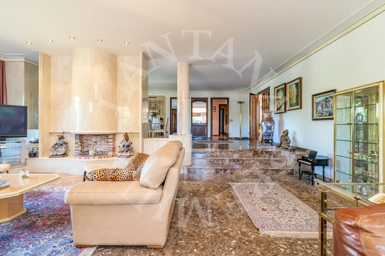 Sala de estar de Casa o chalet en venta en La Garriga con Aire acondicionado, Calefacción y Jardín privado