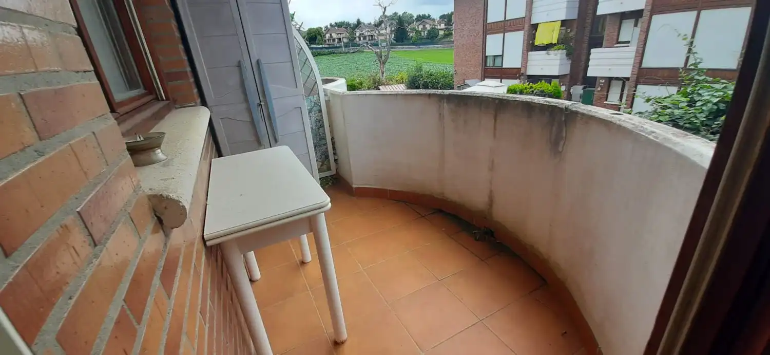 Terraza de Piso en venta en Bárcena de Cicero con Calefacción, Terraza y Trastero