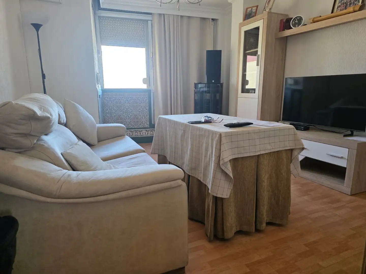 Wohnzimmer von Wohnung zum Verkauf in Sevilla mit Klimaanlage, Heizung und Ofen