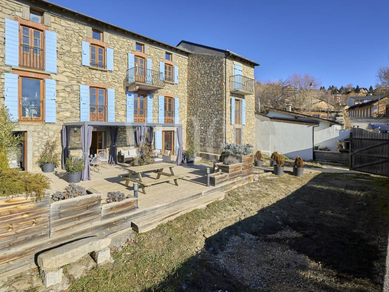 Vista exterior de Casa o chalet en venta en Font-Romeu-Odeillo-Via con Calefacción, Jardín privado y Terraza