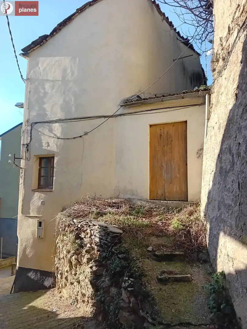 Vista exterior de Casa o xalet en venda en La Seu d'Urgell amb Traster i Moblat