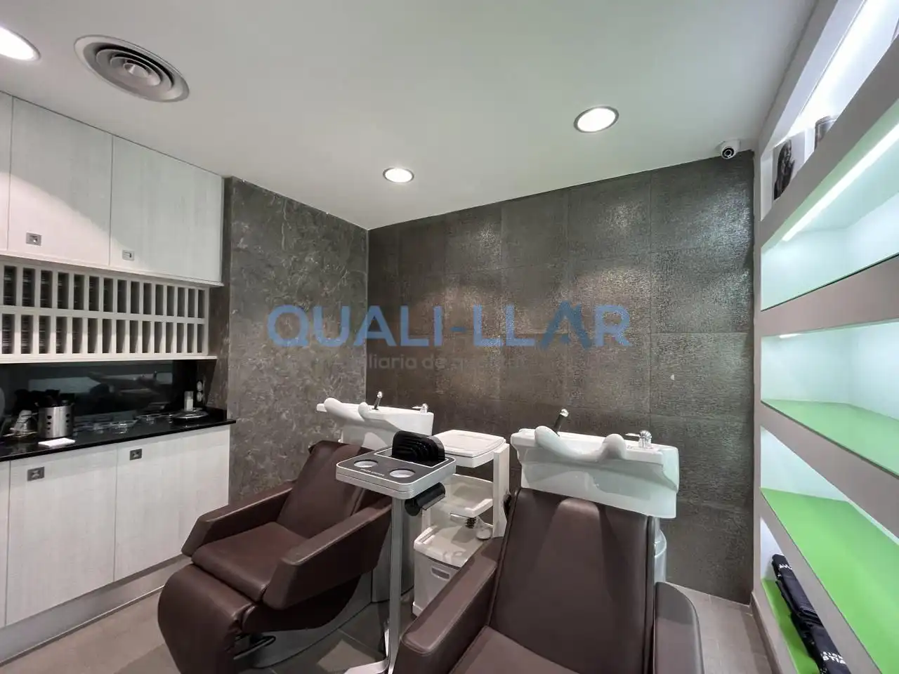 Local comercial en traspaso en Dels Pins, imagen 2