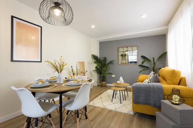 Piso en Venta en De Colón, 32 en Ensanche Centro - Puerto