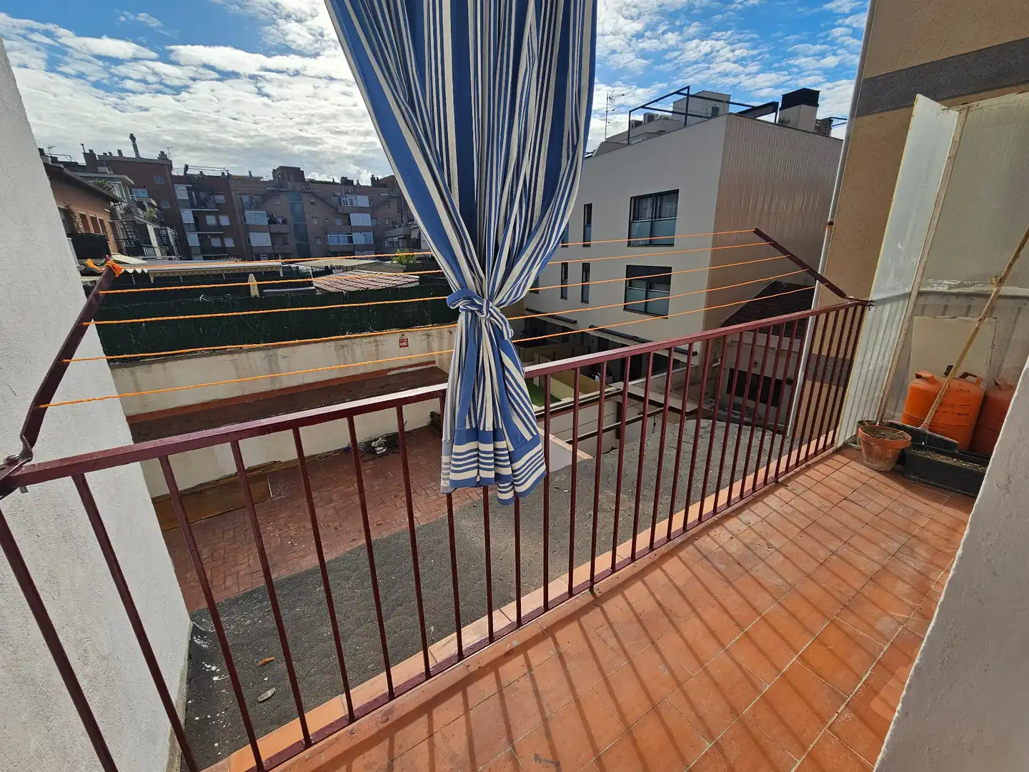 Terrassa de Pis en venda en Cornellà de Llobregat amb Moblat, Forn i Balcó