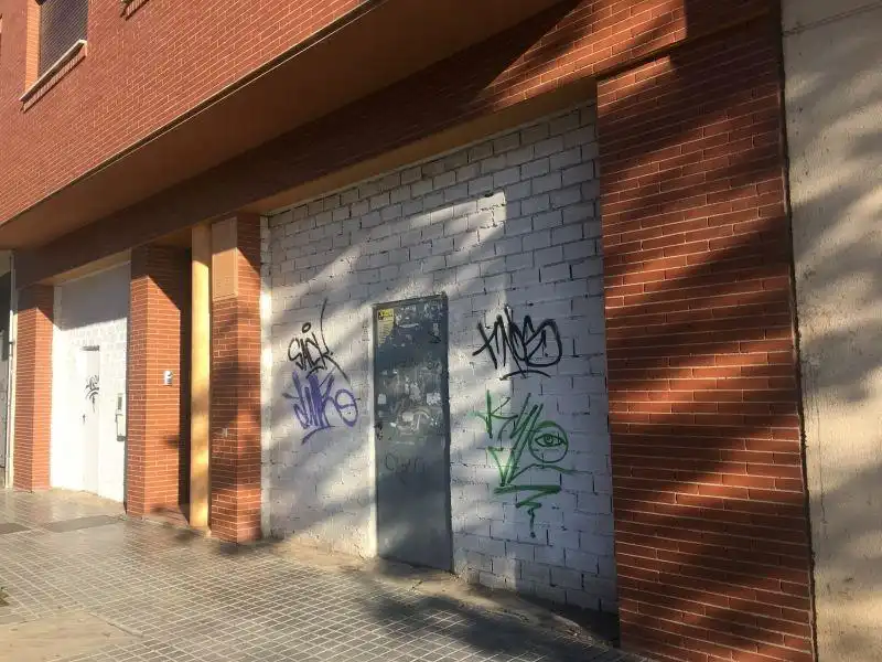 Business premises for sale in Calle Pintor Racionero Castro 14, imagen 8