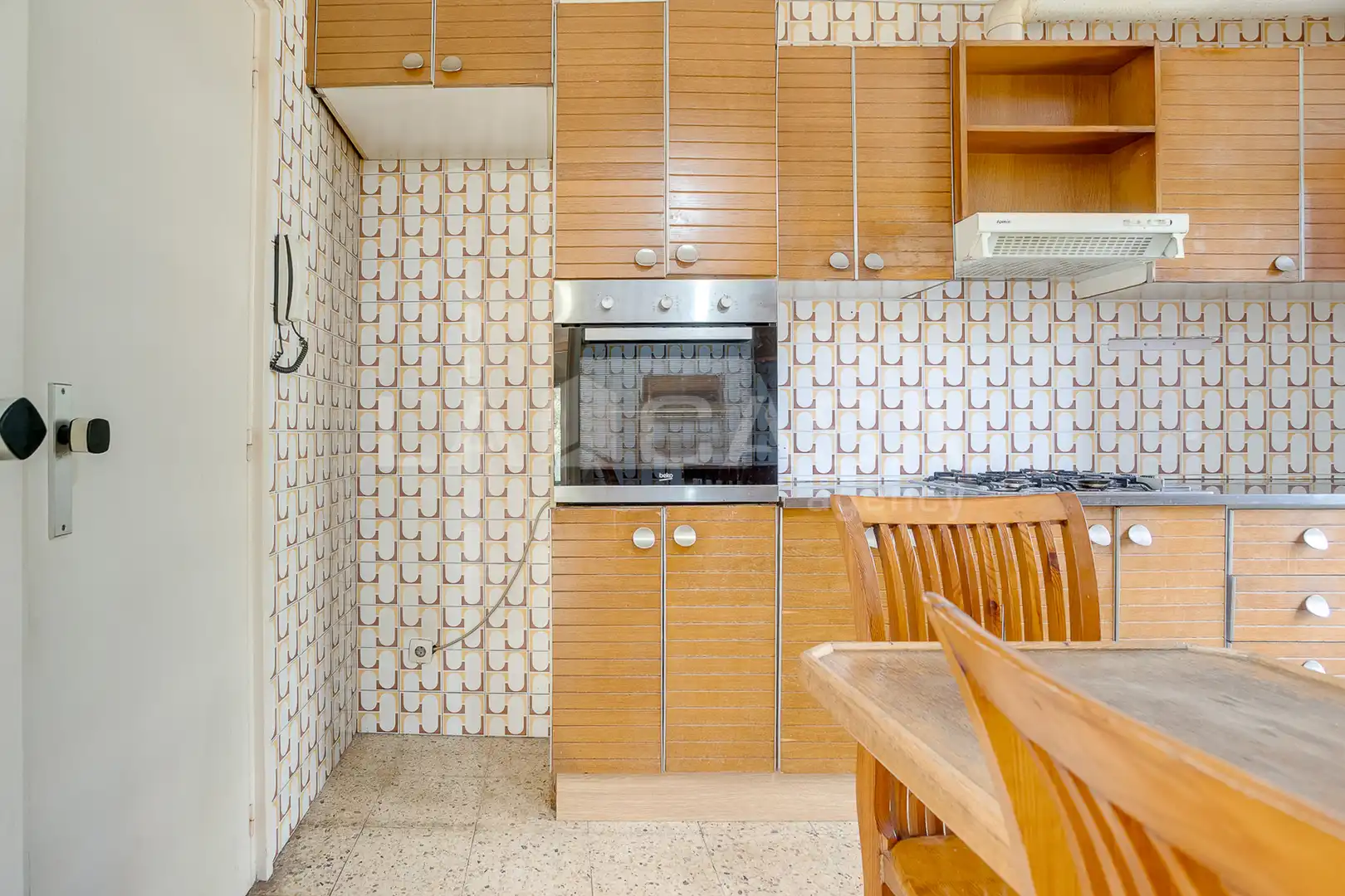 Küche von Wohnung zum Verkauf in Barcelona mit Balkon