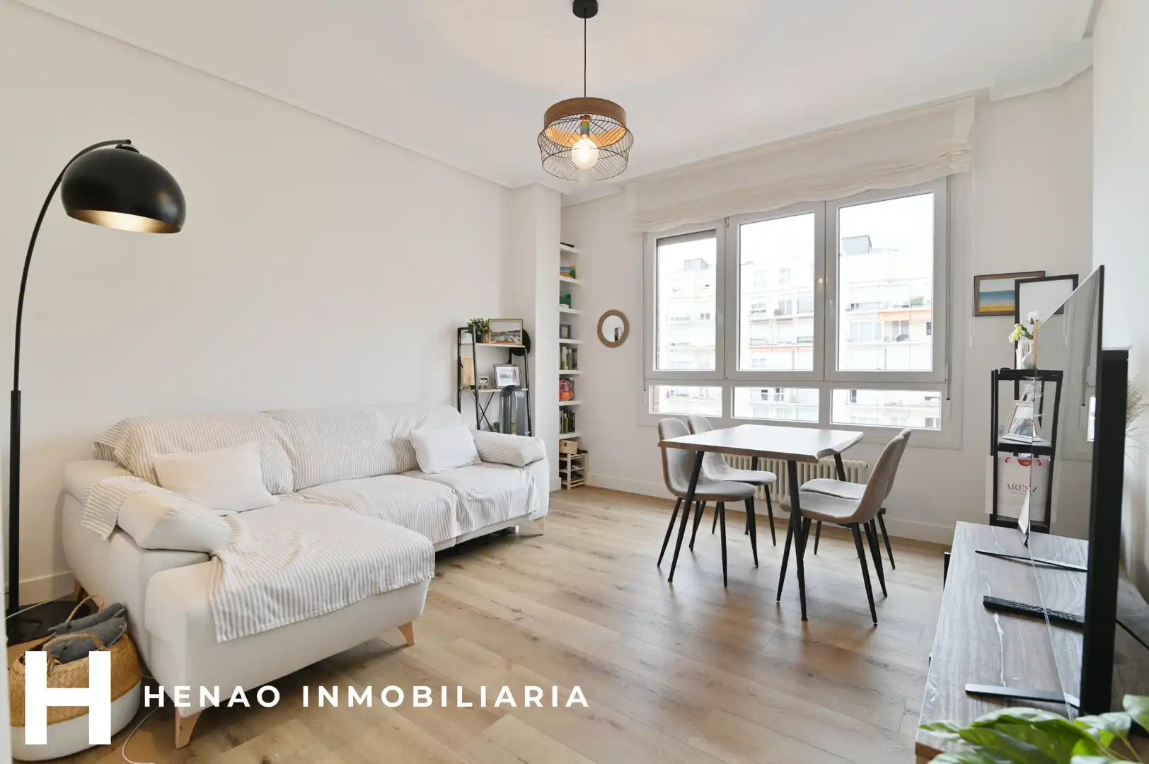 Flat with lift for sale in Rodríguez Arias Kalea