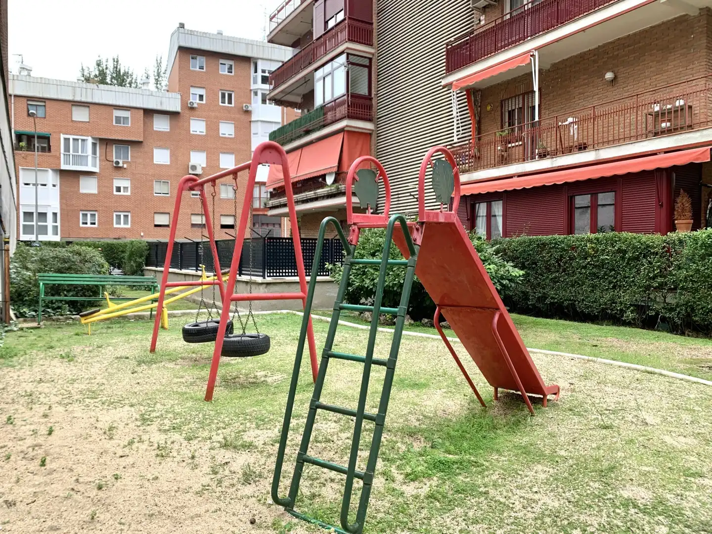 Aparcament de Pis de lloguer en Madrid amb Aire condicionat, Calefacció i Moblat