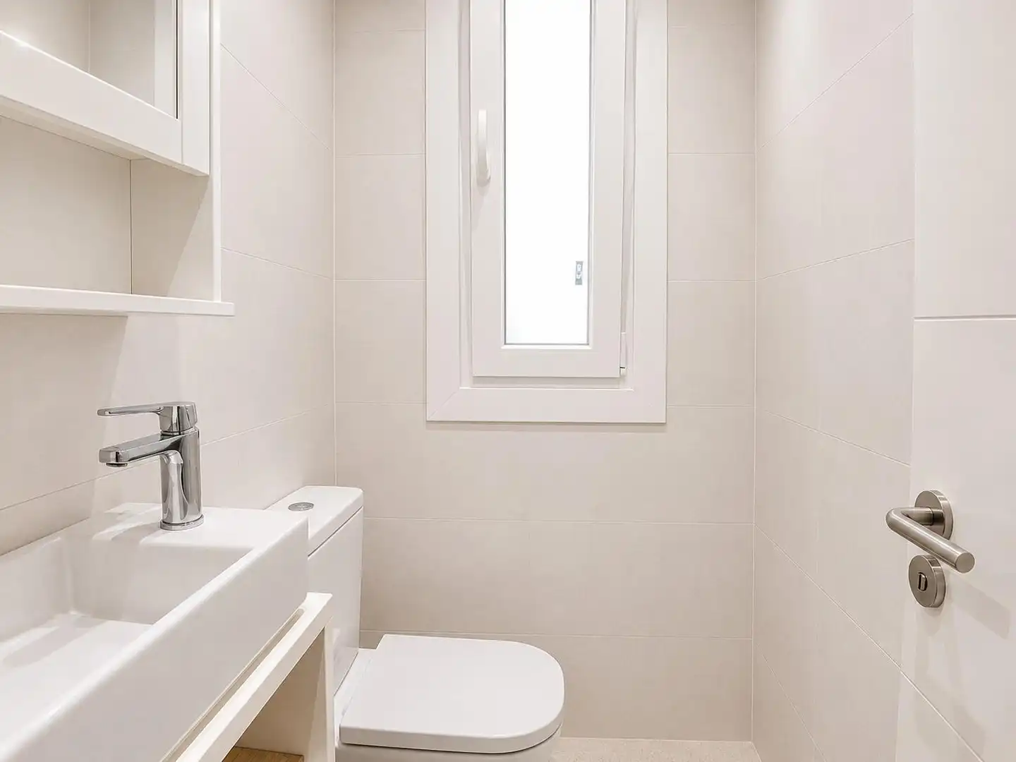 Baño de Casa o chalet en venta en Bàscara con Aire acondicionado, Calefacción y Jardín privado