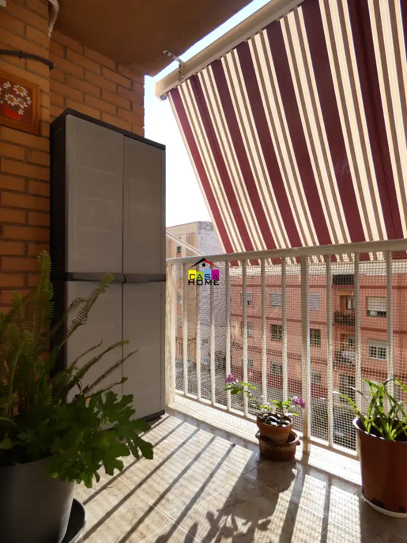 Piso con terraza en venta en El Grao, imagen 3