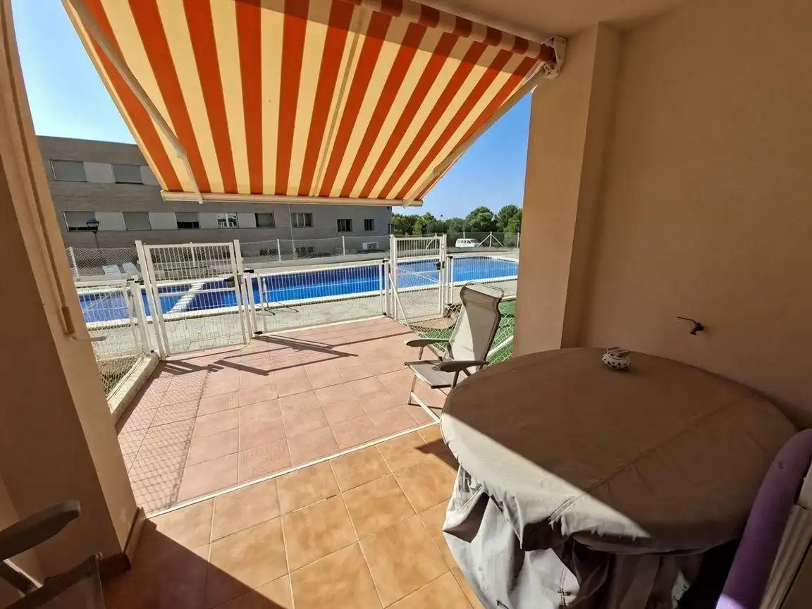 Terrasse von Erdgeschoss zum Verkauf in Alcanar mit Terrasse, Möbliert und Gemeinschaftspool