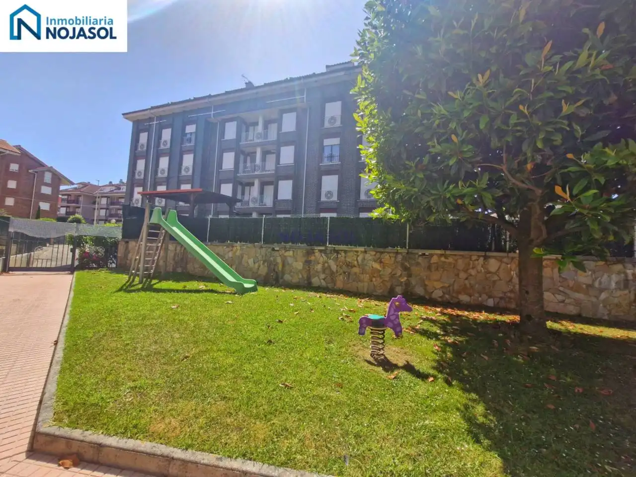 Jardín de Apartamento en venta en Noja con Calefacción, Terraza y Balcón