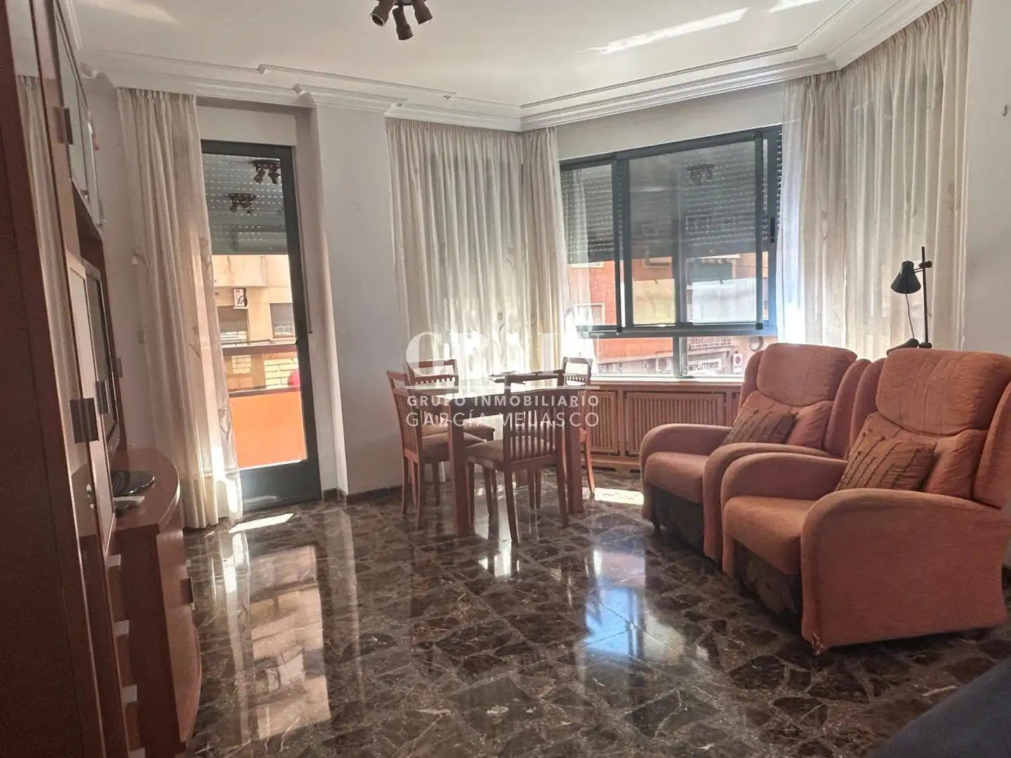 Vista exterior de Apartamento de alquiler en Albacete con Aire acondicionado, Calefacción y Balcón