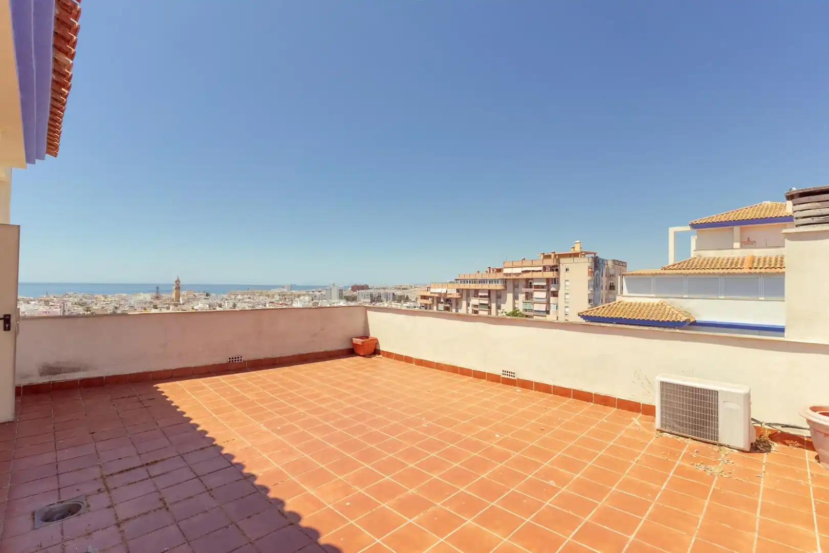 Àtic amb piscina en venda a Estepona Pueblo, imagen 59