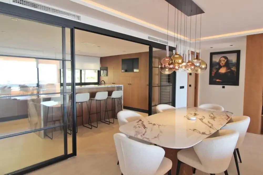 Apartamento con piscina en venta en Nueva Andalucía, imagen 4