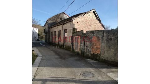 Foto 2 de Casa o xalet en venda a Samuel Lejan, Centro, Ourense Capital