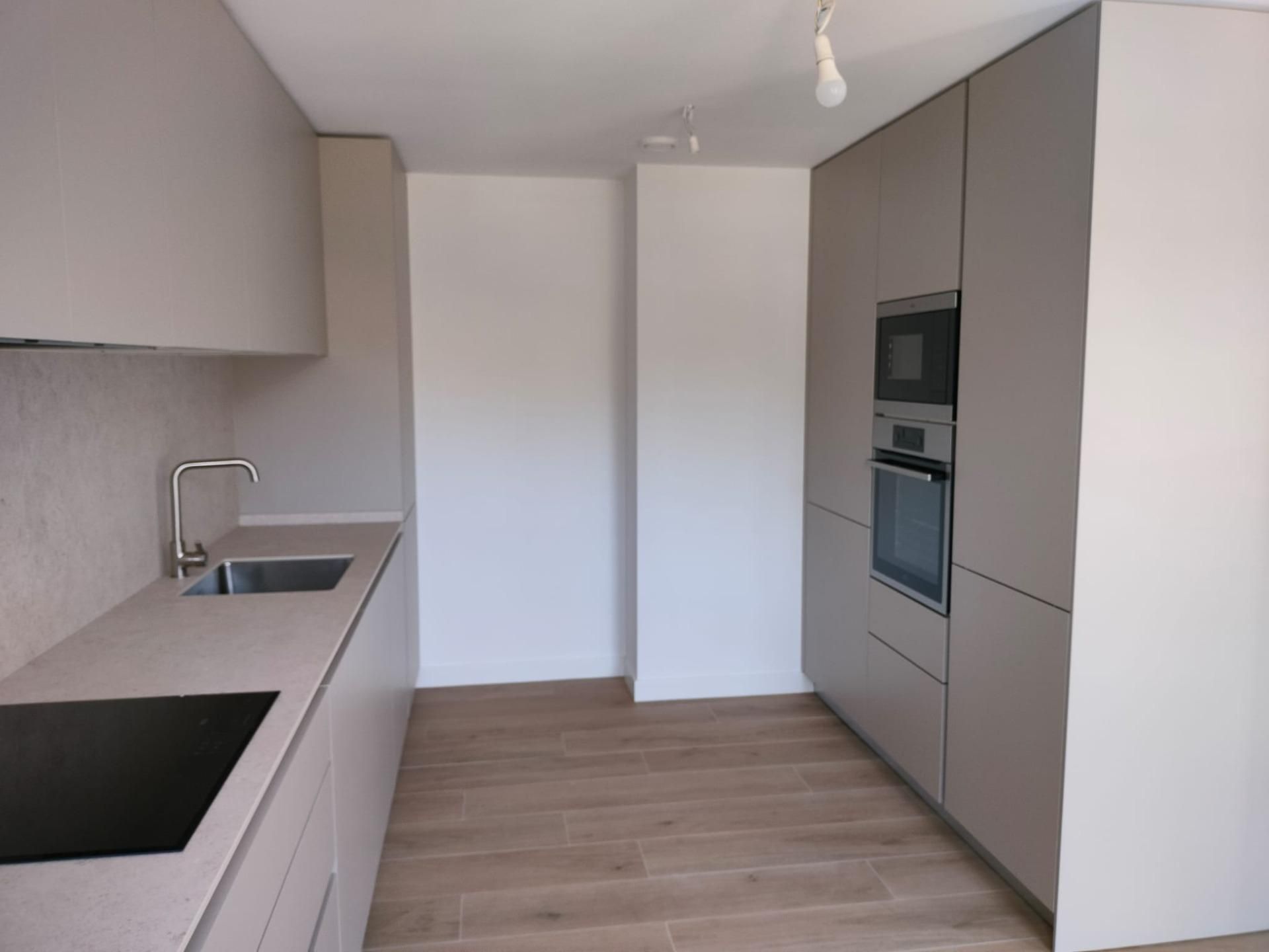 Kitchen of Flat for sale in  Zaragoza Capital  with Heating