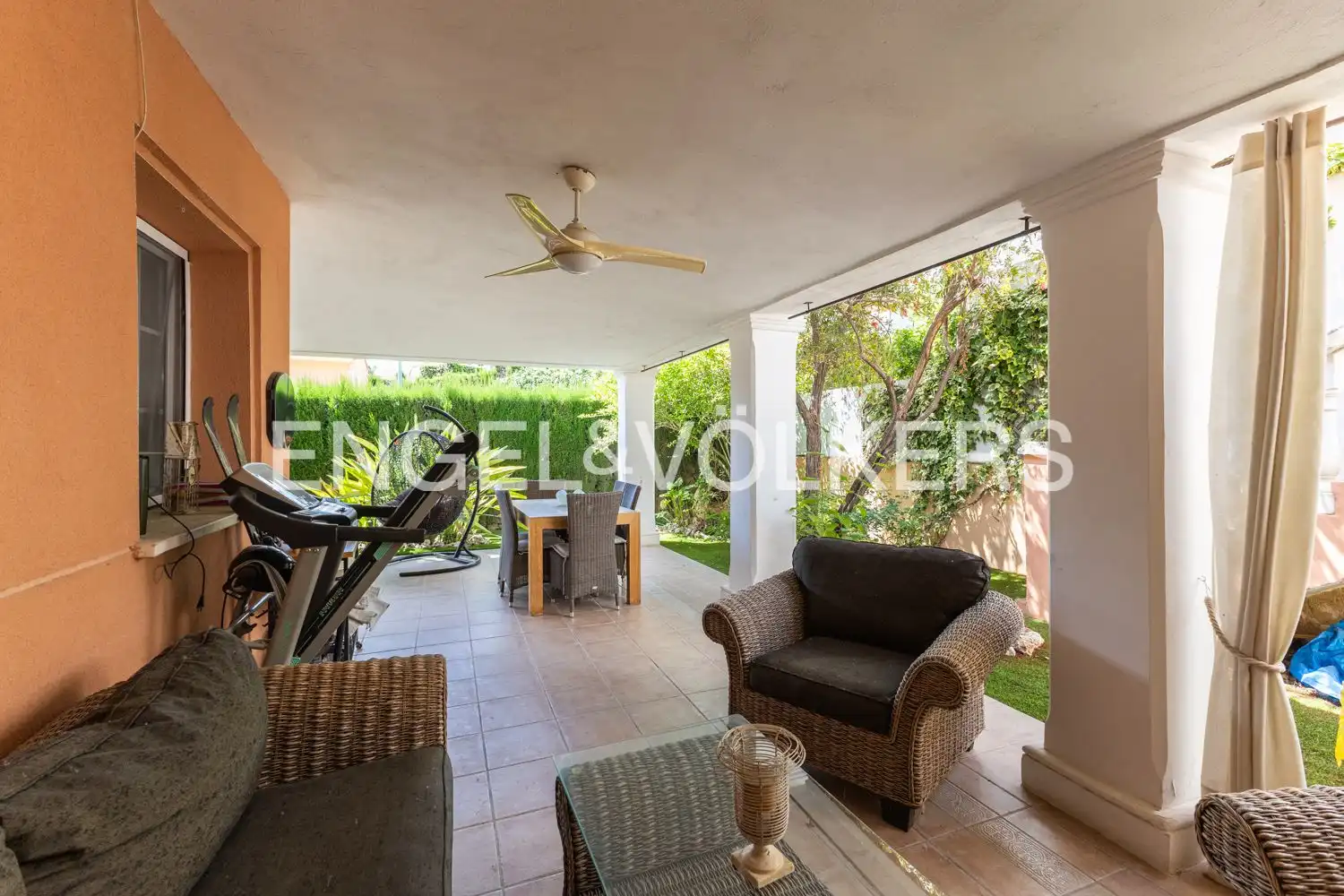 Terrace of Houses for rent in Riba-roja de Túria  with Air Conditioner, Heating and Private garden