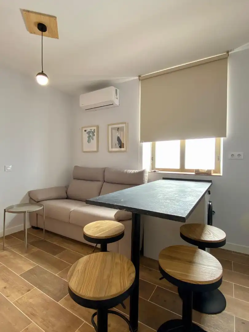 Sala de estar de Edificio en venta en Ávila