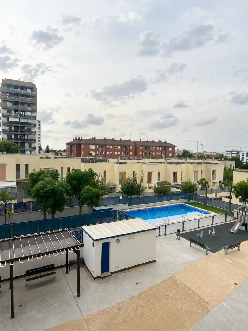 Piscina de Piso en venta en Paterna con Aire acondicionado, Calefacción y Piscina