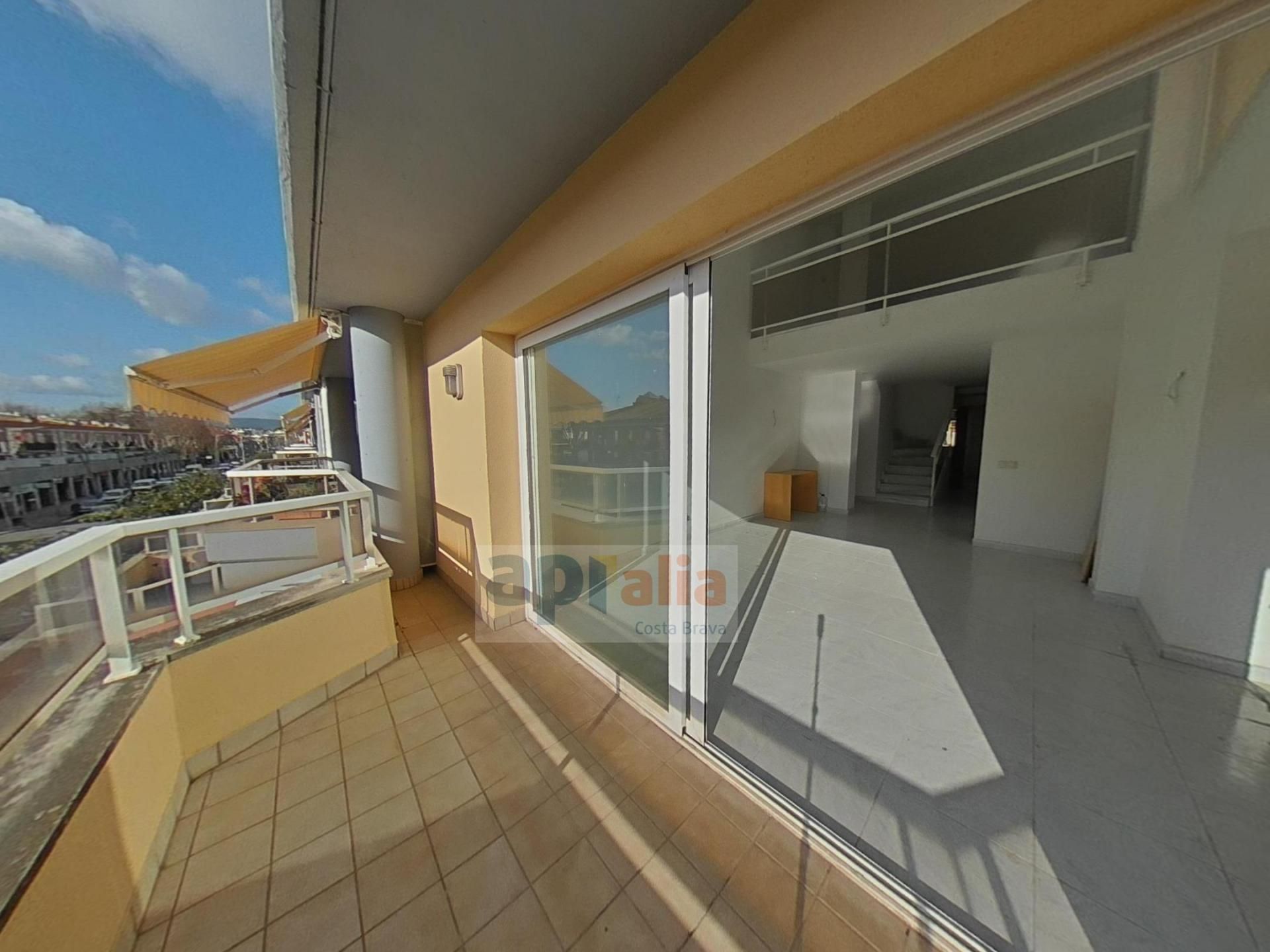 Exterior view of Attic for sale in Palamós  with Terrace