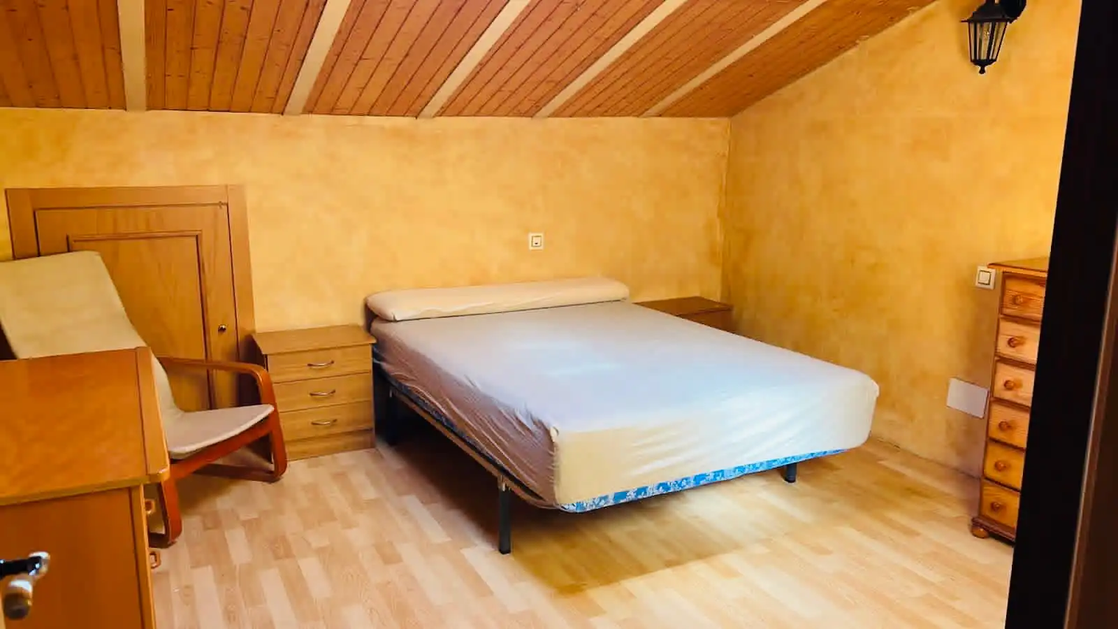 Habitación de Casa o chalet en venta en Valdestillas con Calefacción, Jardín privado y Parquet