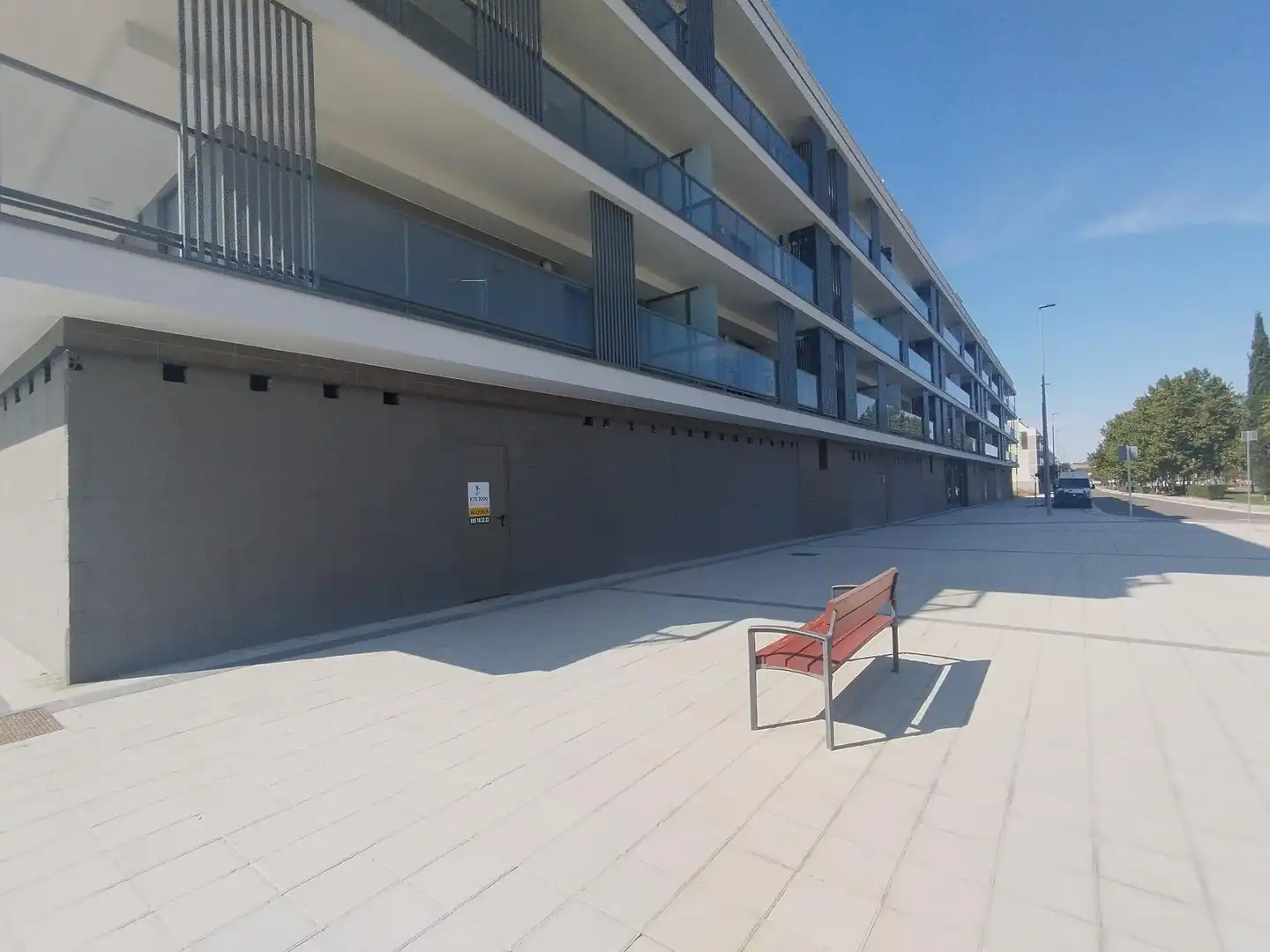 Vista exterior de Local de lloguer en Valladolid