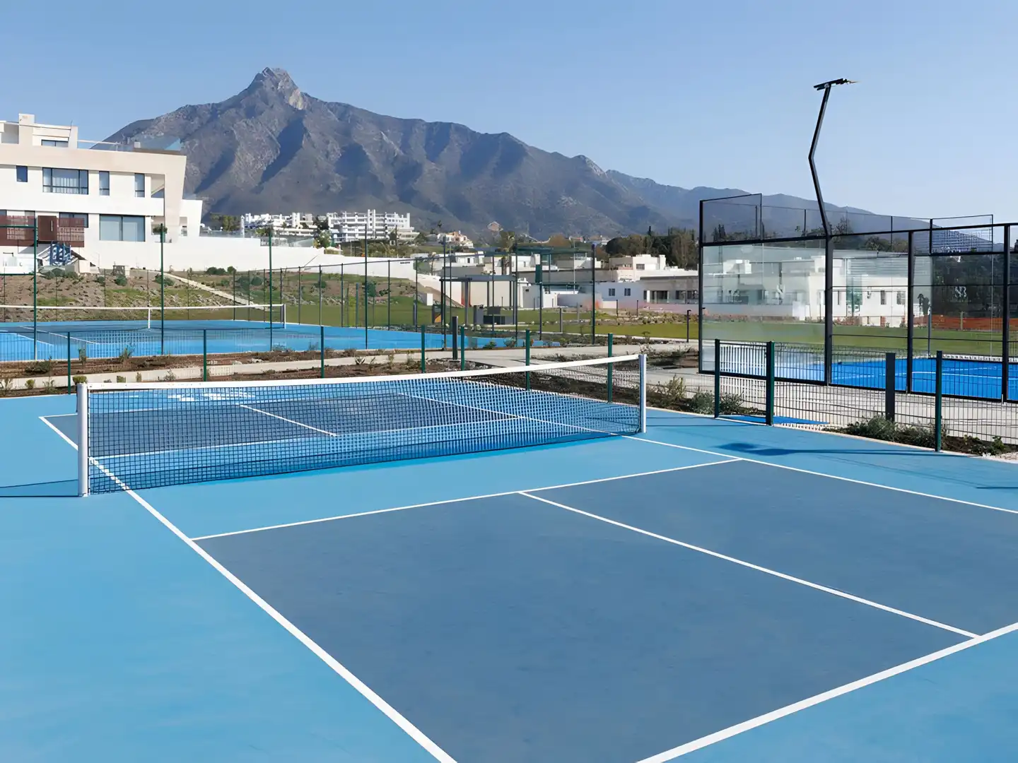 Vista exterior de Planta baja en venta en Marbella con Aire acondicionado, Terraza y Piscina