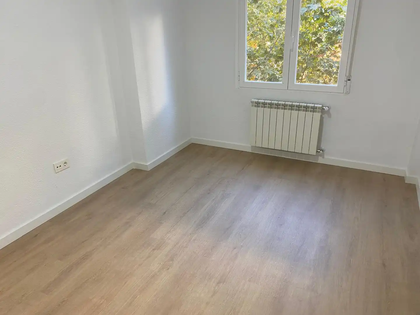 Bedroom of Flat for sale in El Perchel