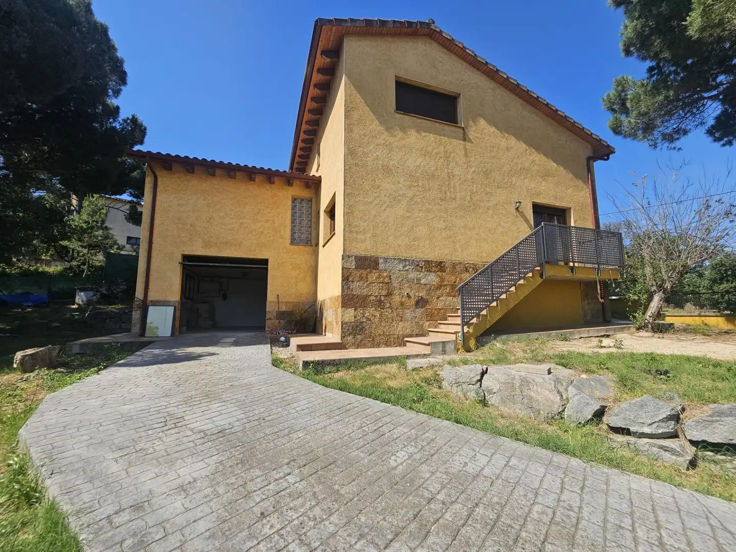Vista exterior de Casa o xalet en venda en Fogars de la Selva amb Calefacció, Jardí privat i Piscina