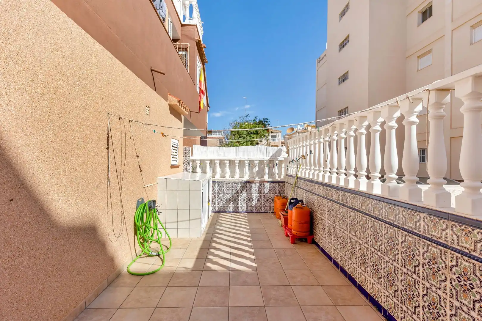 Jardín de Casa adosada en venta en Torrevieja con Aire acondicionado, Jardín privado y Terraza