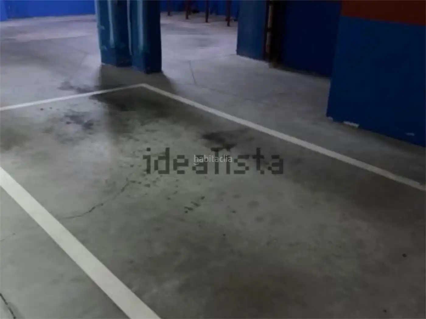 Einzelparkplatz zur Miete in Calle Juan Genovés 4
