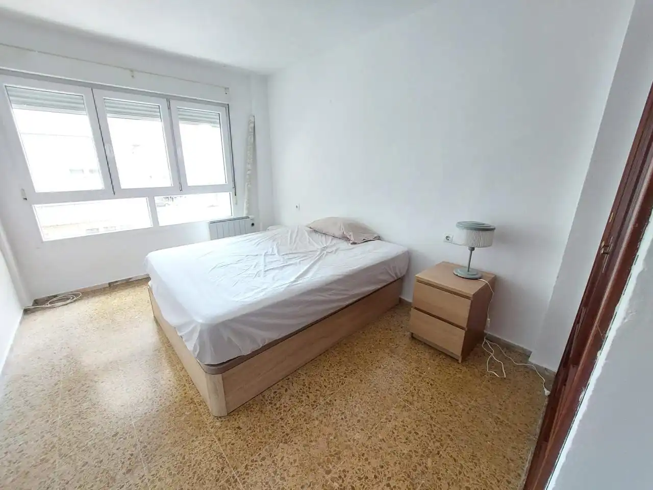 Piso de alquiler en Laviada