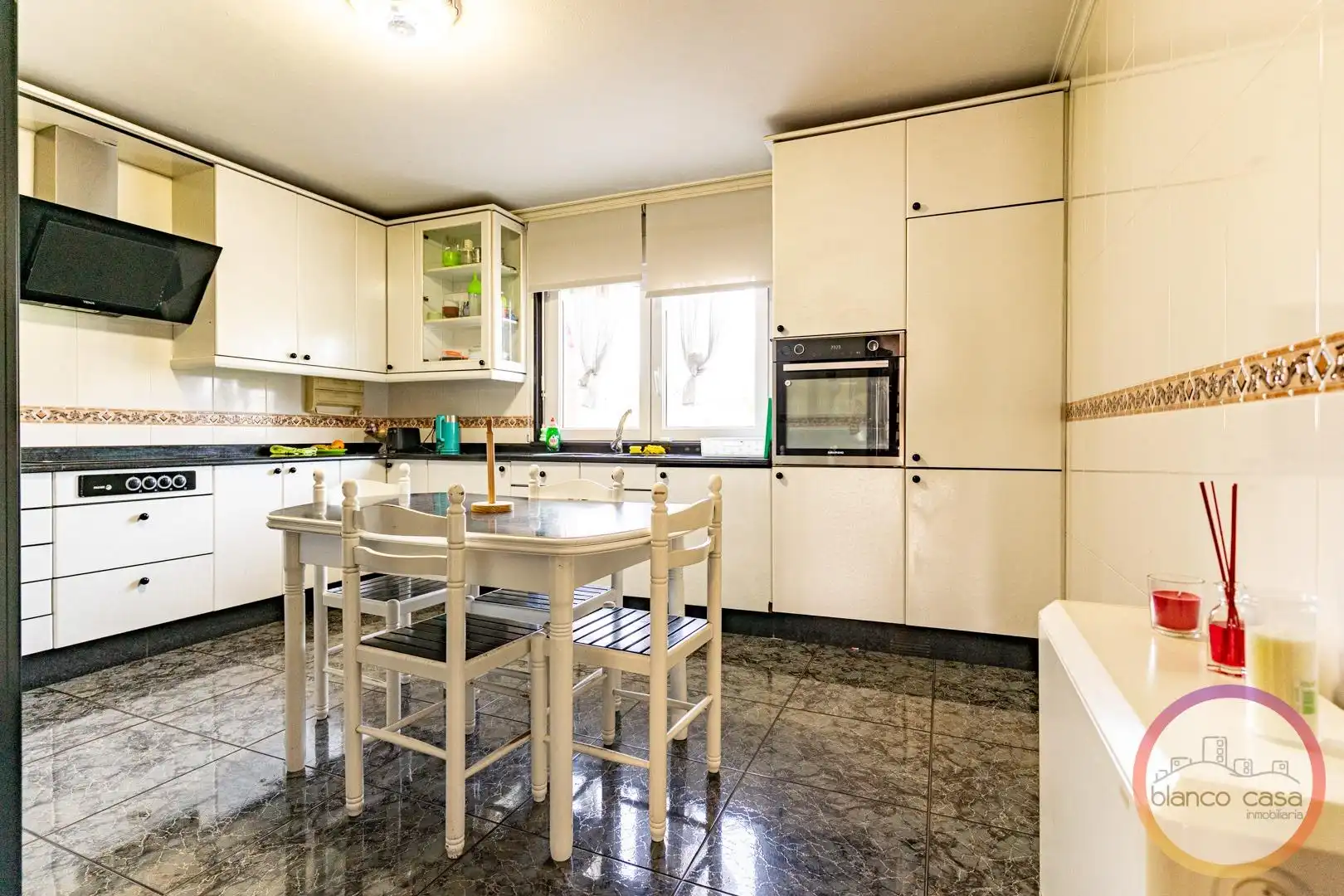 Kitchen of Houses for sale in Dumbría  with Heating, Private garden and Terrace