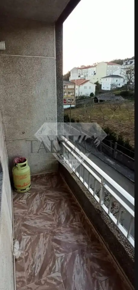 Terrassa de Pis de lloguer en Vila de Cruces amb Traster i Moblat