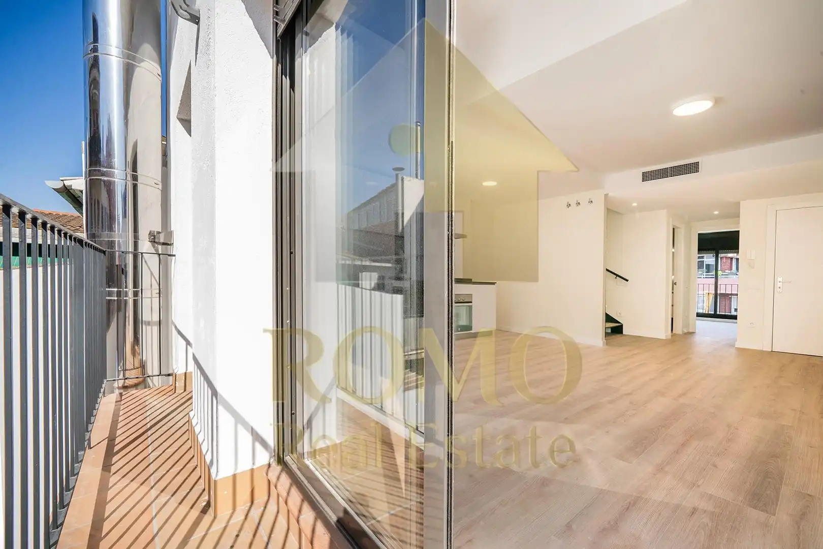 Dúplex amb ascensor en venda a Santa Perpètua de Mogoda, imagen 22