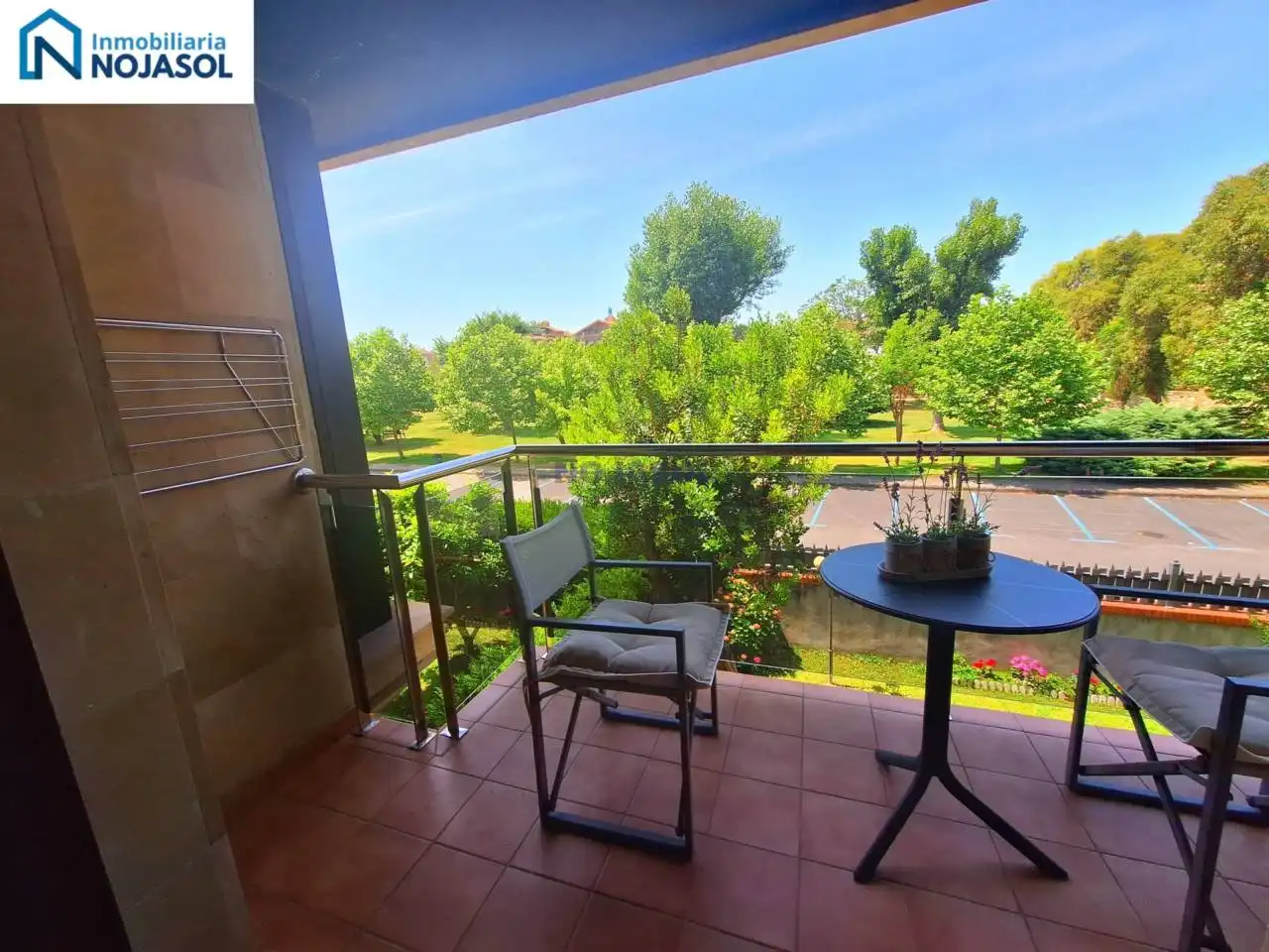 Apartment mit Pool zur Miete in Calle LA SIERRA 6
