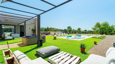 Villa de lujo con piscina en solar de 16.529m2 aprox. ,