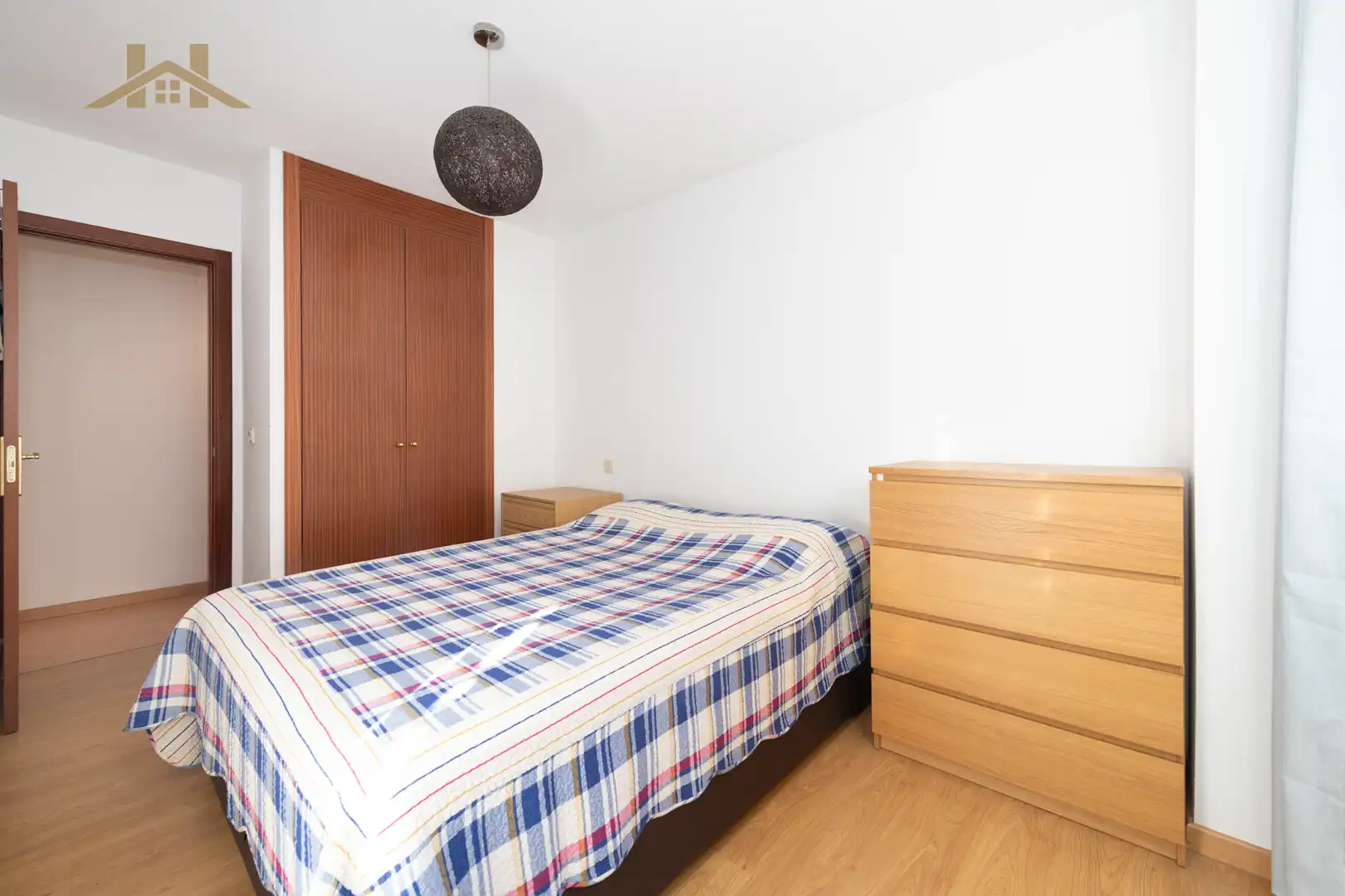 Habitación de Piso en venta en Madrid con Calefacción, Jardín privado y Terraza
