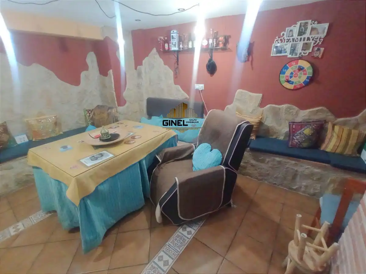 Comedor de Casa o chalet de alquiler con opción a compra en Jaén con Aire acondicionado, Calefacción y Terraza