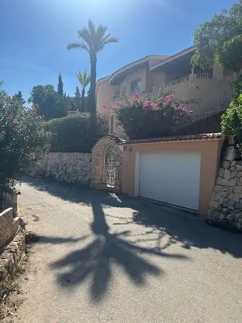 Casa con piscina en venta en Maryvilla, imagen 4