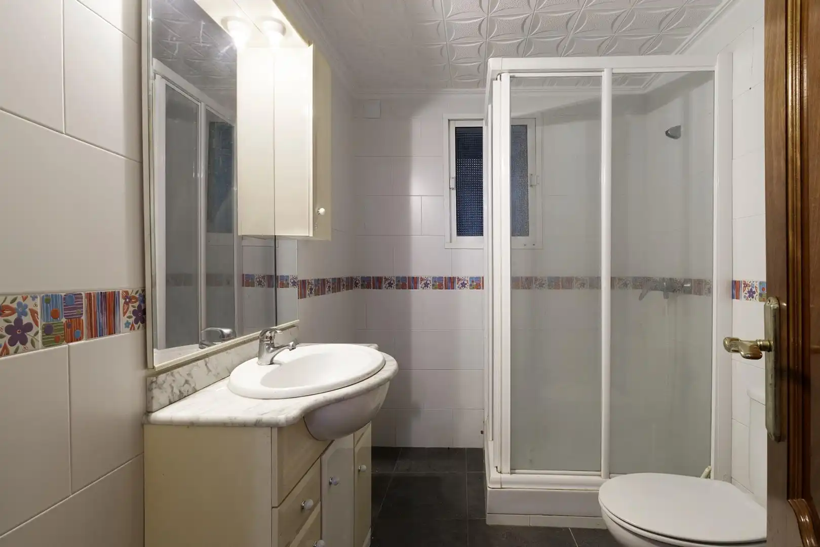 Bany de Casa o xalet en venda en Pizarra amb Calefacció, Jardí privat i Terrassa