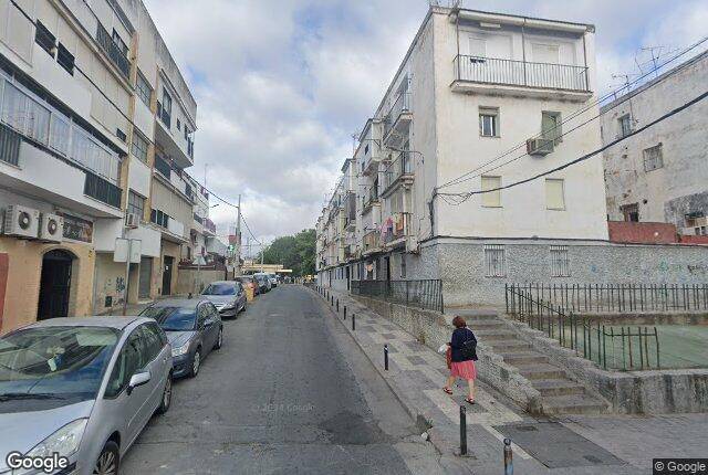 Piso en Venta en CL AMANTINA COBOS en Barrio Alto