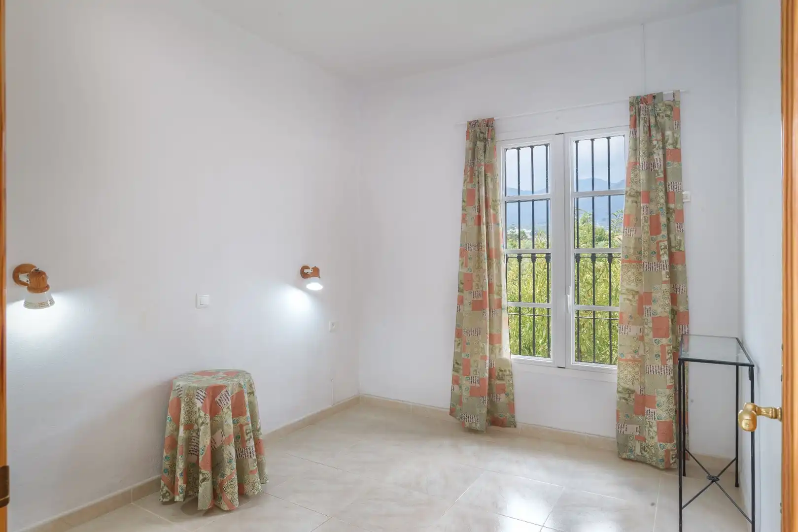 Habitación de Casa o chalet en venta en Alhaurín El Grande con Aire acondicionado, Calefacción y Jardín privado