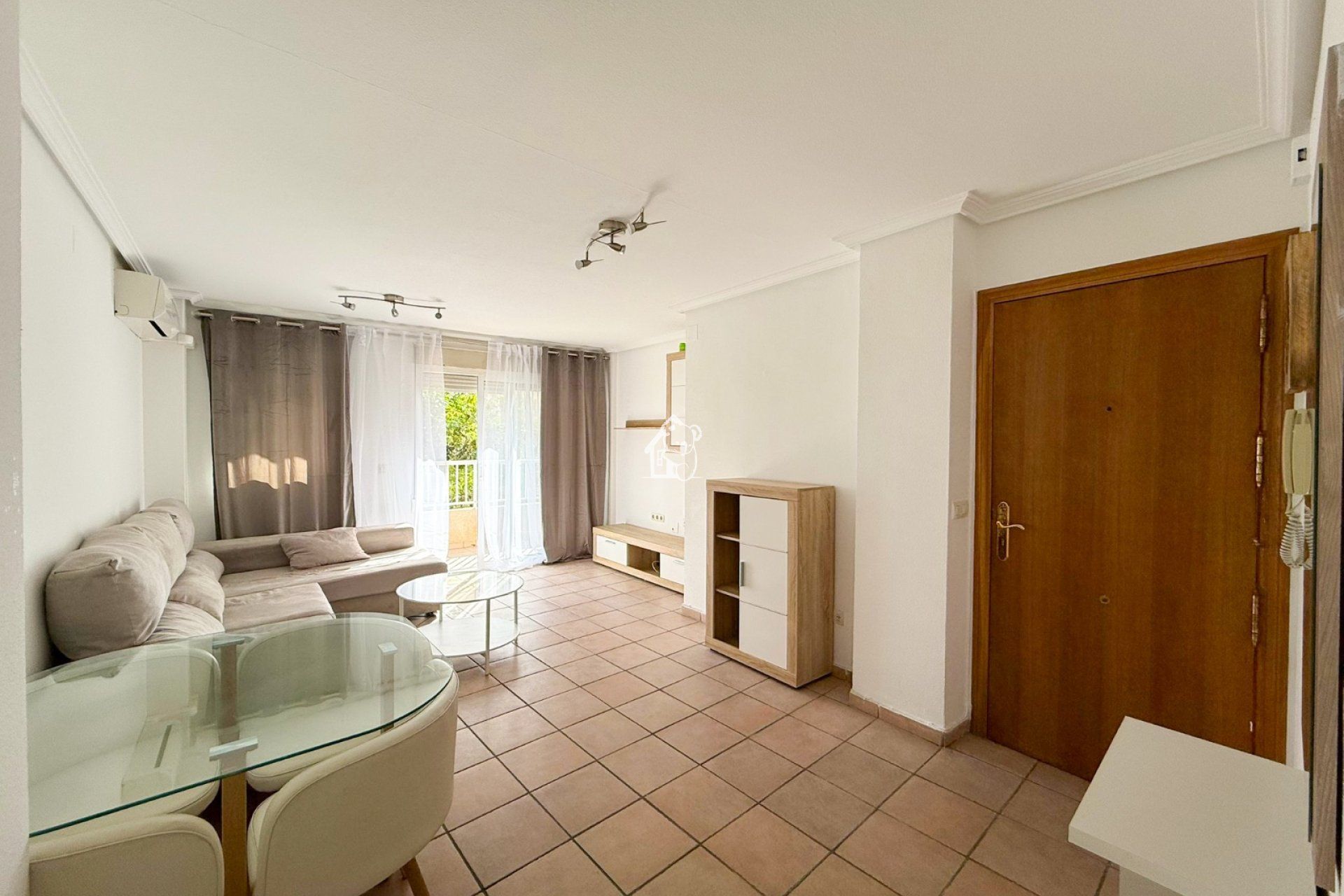 Living room of Flat to rent in Torrevieja  with Air Conditioner, Furnished and Oven