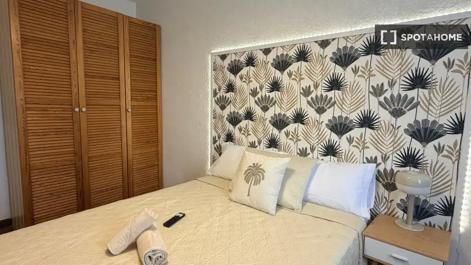 Habitación de Piso para compartir en Las Palmas de Gran Canaria con Aire acondicionado, Terraza y Amueblado