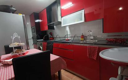 Kitchen of Flat for sale in Gerindote  with Air Conditioner